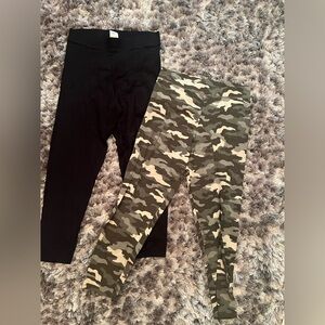 PINK Victoria's Secret Black and Camouflage Leggings